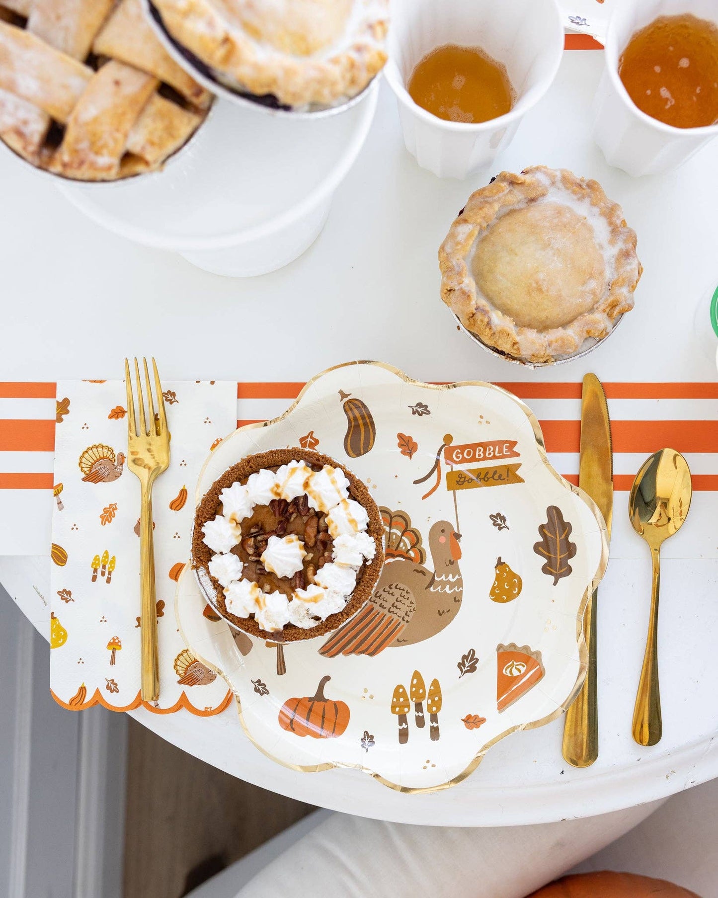 THK1239 - Thanksgiving Icons Dinner Napkin